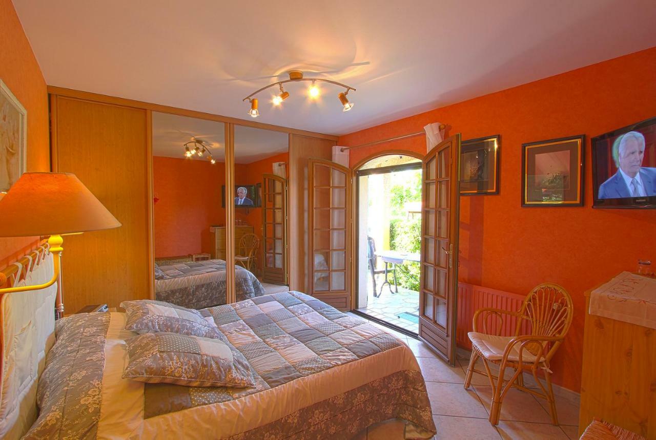 La Planquette Panzió Castelnou Kültér fotó